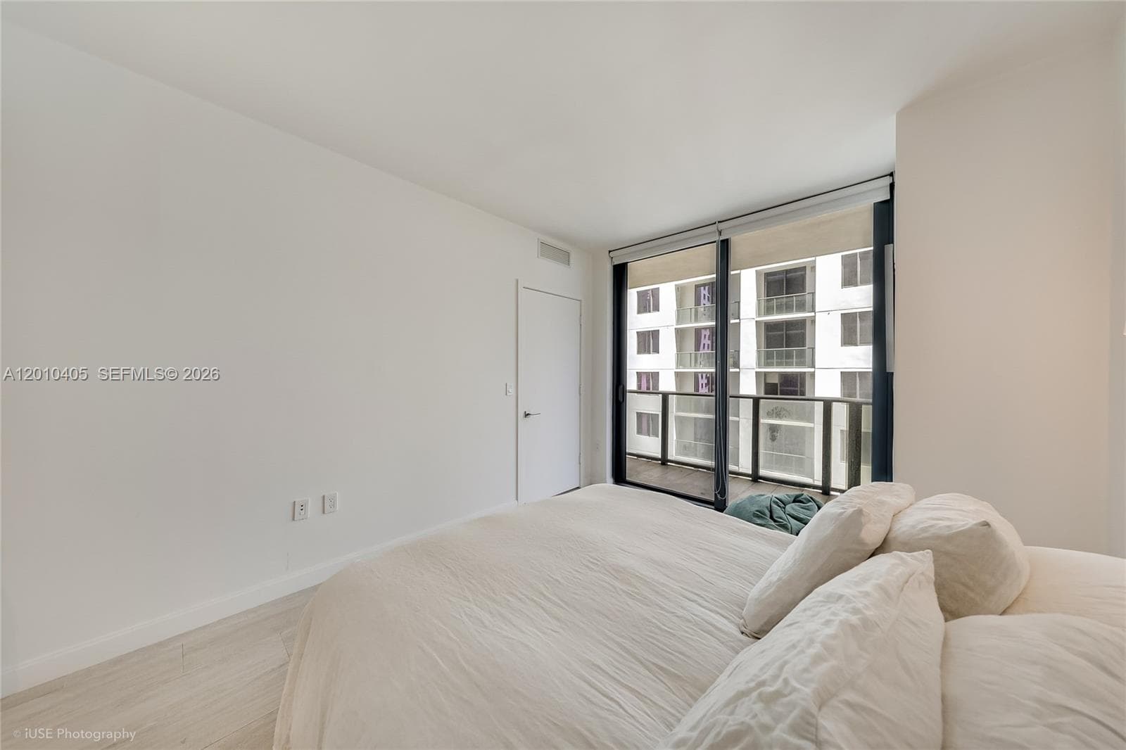 55 SW 9th St # 2109, Miami FL 33130 — 8