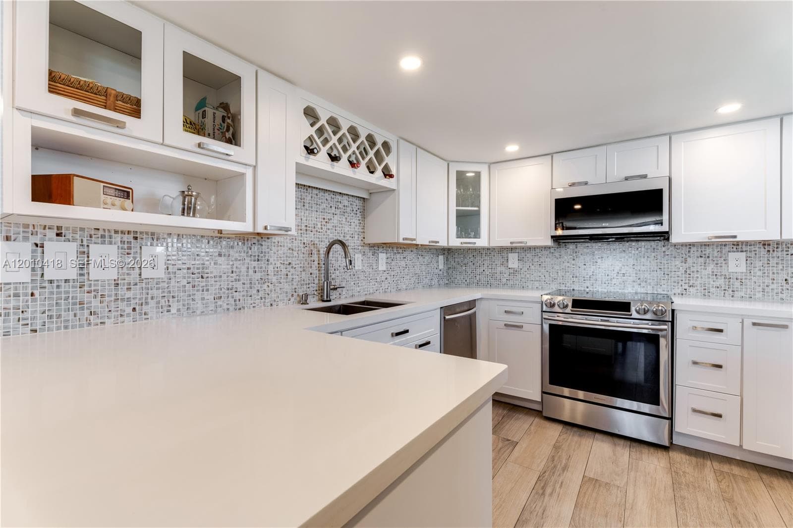 1901 Brickell Ave # B1809, Miami FL 33129 — 5