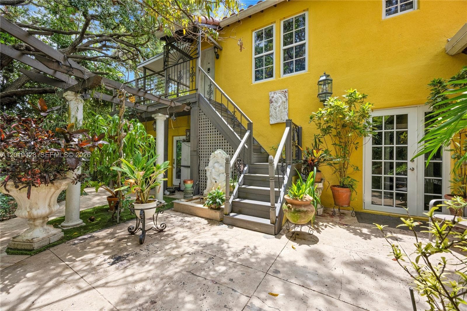 650 NE 76th St, Miami FL 33138 — 32