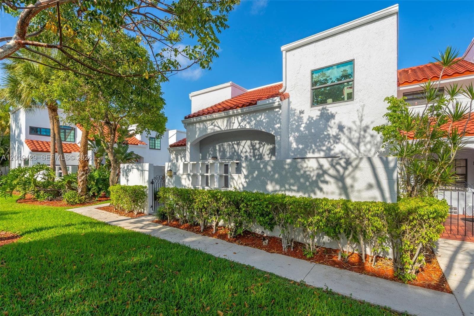 20904 Leeward Ct # 2, Aventura FL 33180 — 26