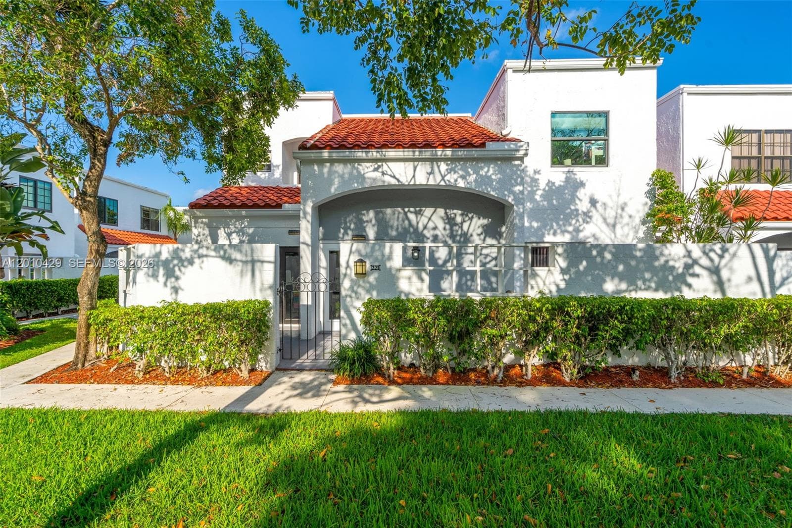 20904 Leeward Ct # 2, Aventura FL 33180 — 1