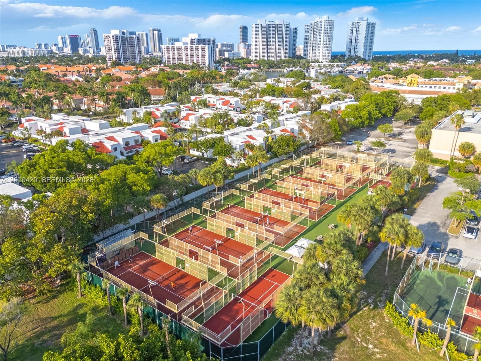 20904 Leeward Ct # 2, Aventura FL 33180 — 34
