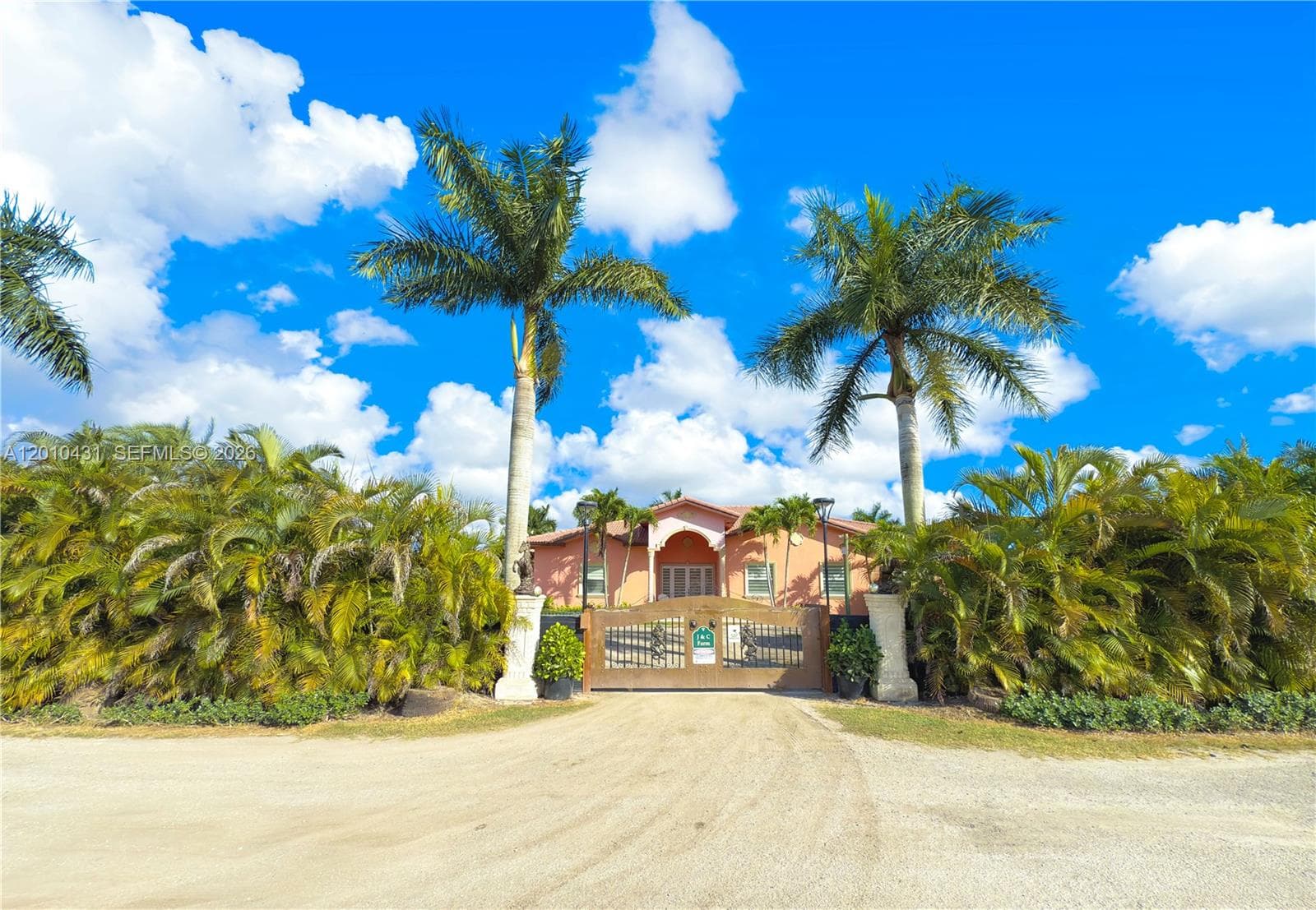 20455 SW 154th Ave, Miami FL 33187 — 1