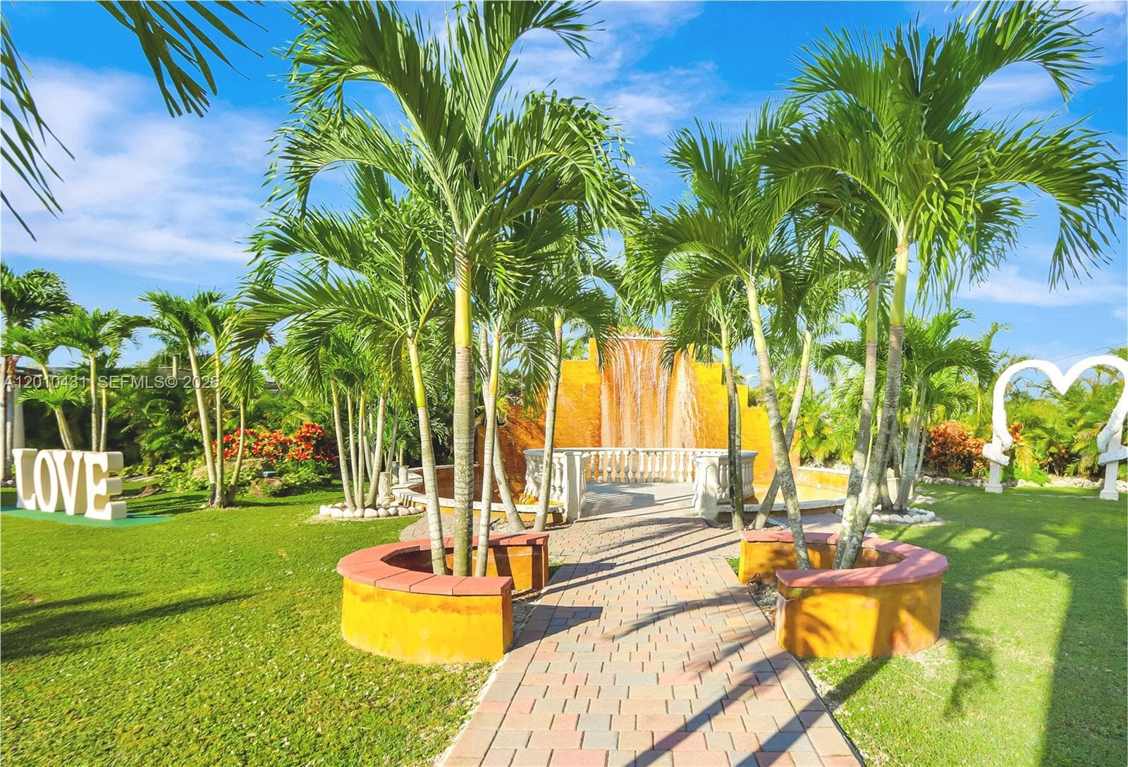 20455 SW 154th Ave, Miami FL 33187 — 38