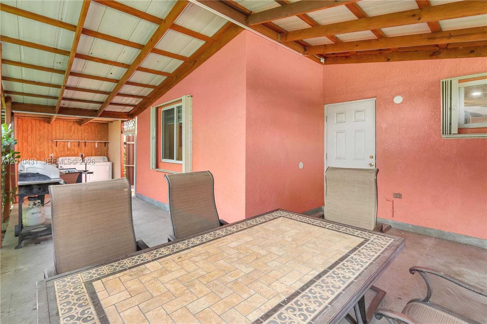 20455 SW 154th Ave, Miami FL 33187 — 33