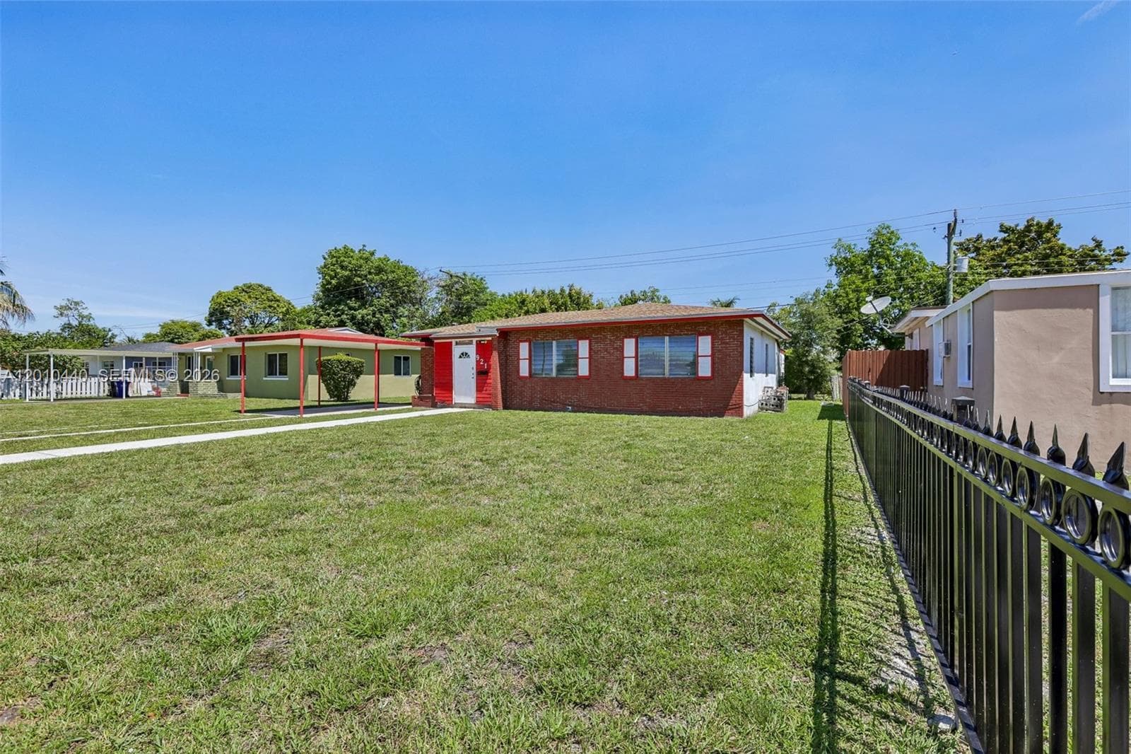921 NE 159th St, North Miami Beach FL 33162 — 6