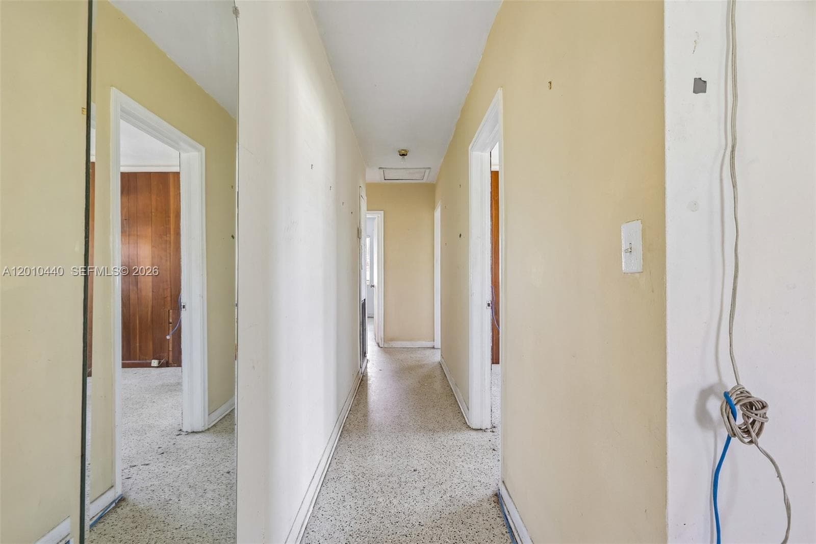 921 NE 159th St, North Miami Beach FL 33162 — 24