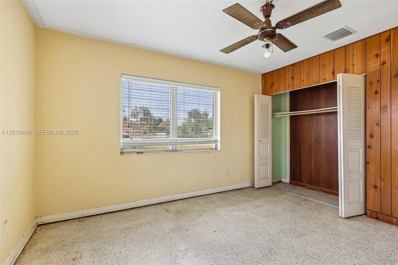 921 NE 159th St, North Miami Beach FL 33162 — 19