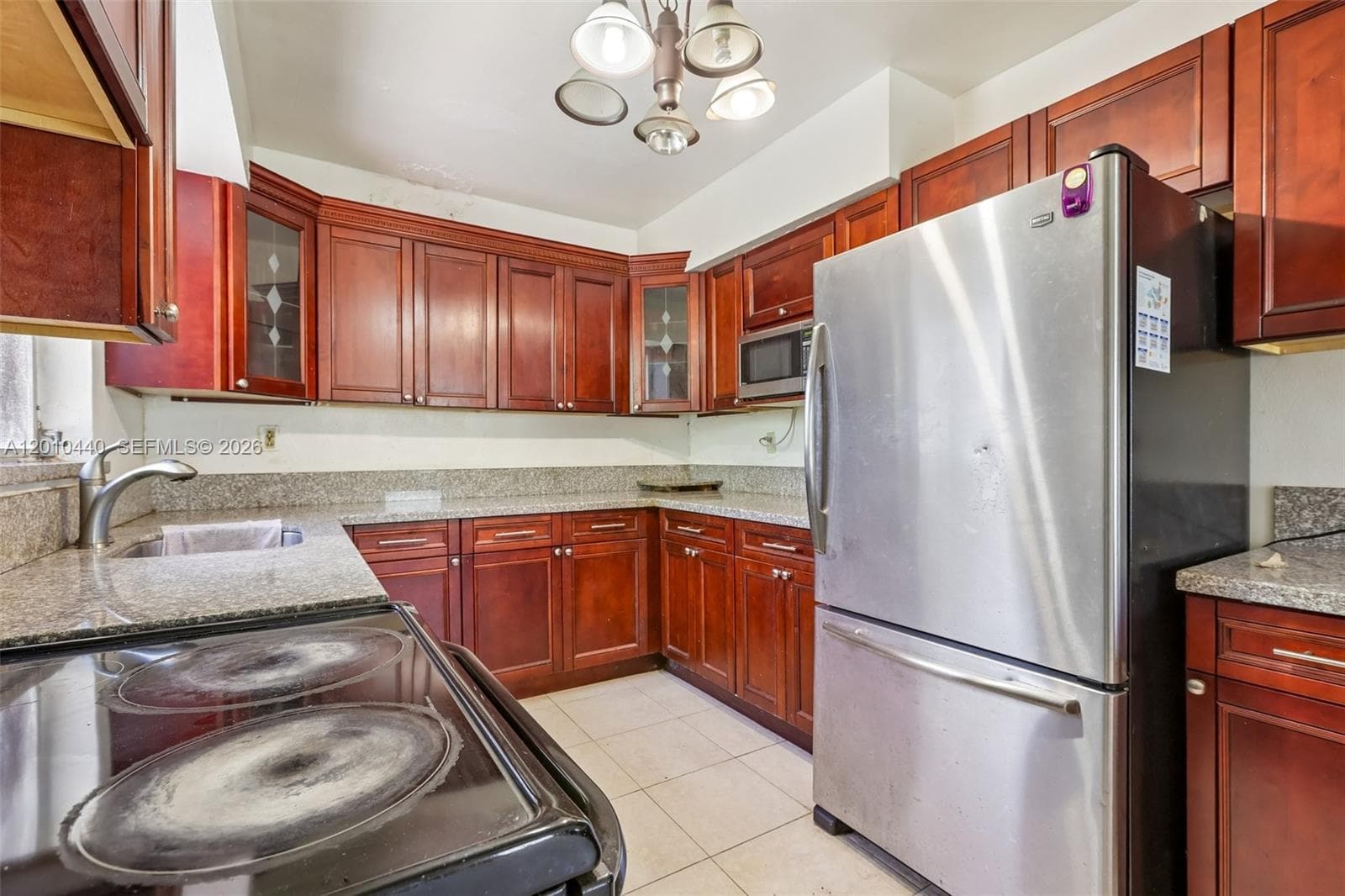 921 NE 159th St, North Miami Beach FL 33162 — 25