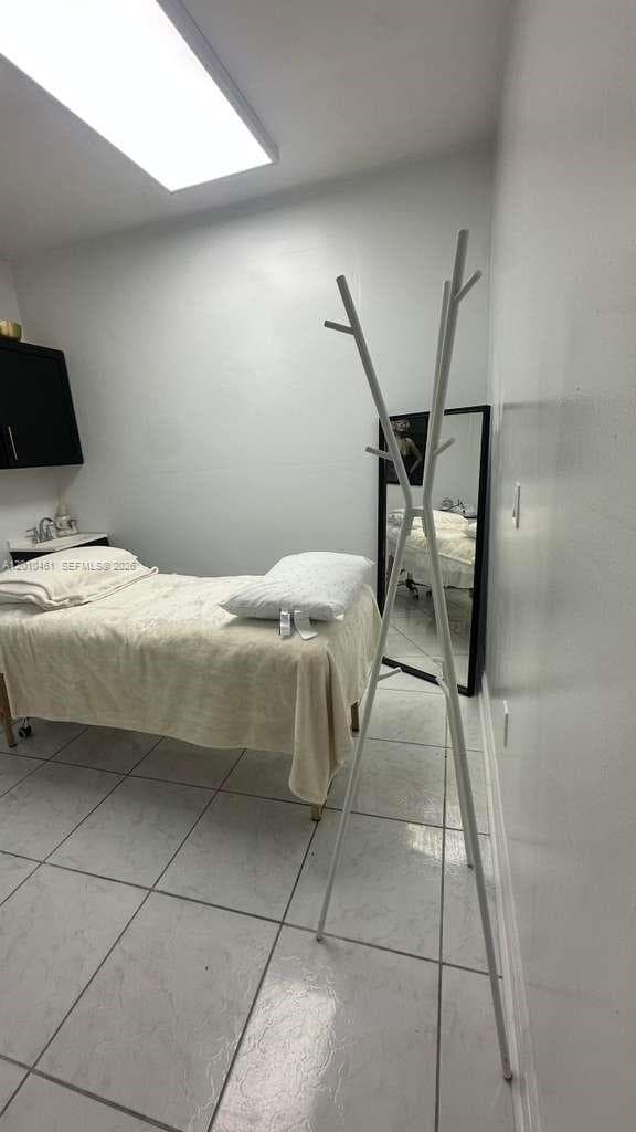 9610 Fontainebleau Blvd, Miami FL 33172 — 7