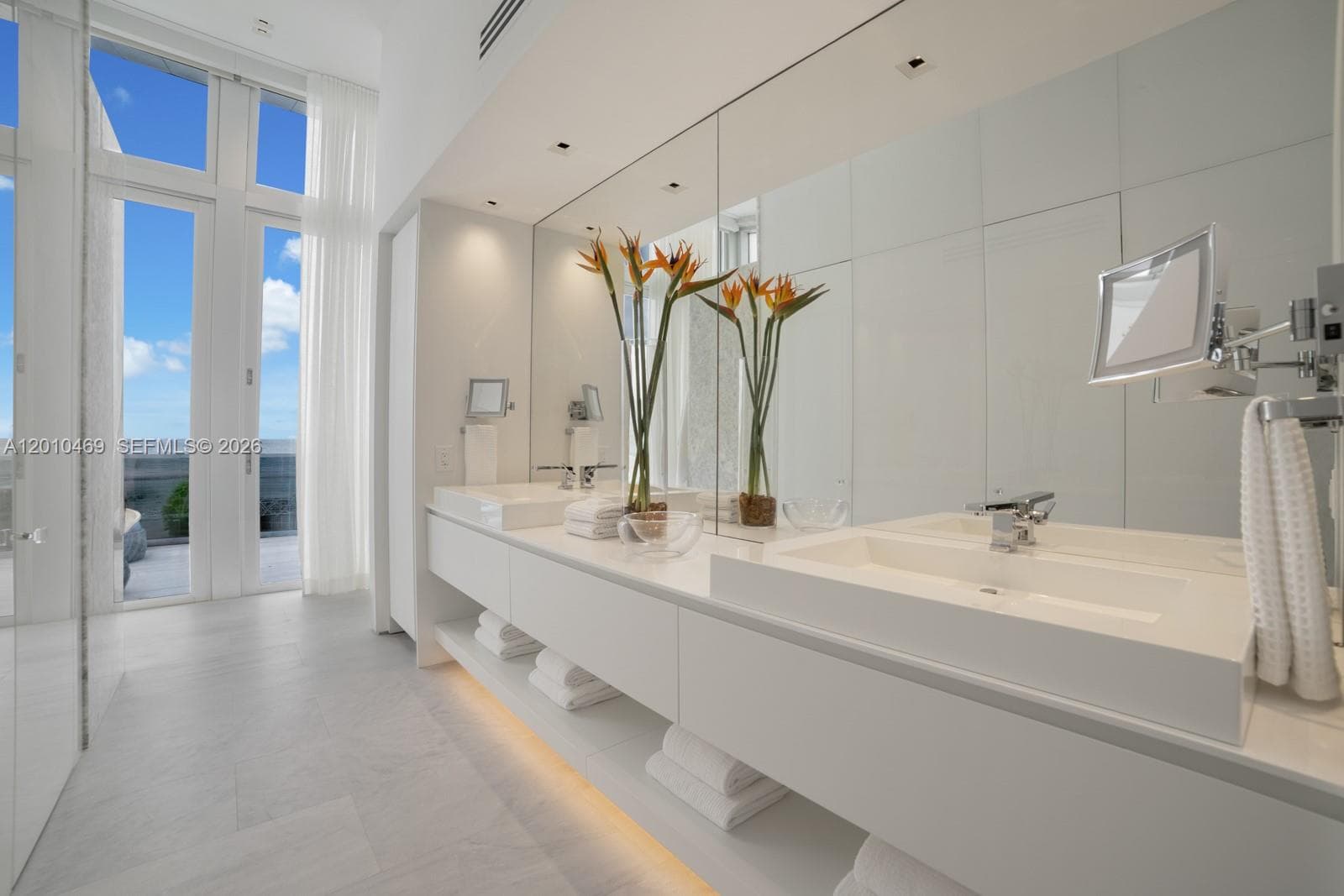 7815 Atlantic Way, Miami Beach FL 33141 — 23