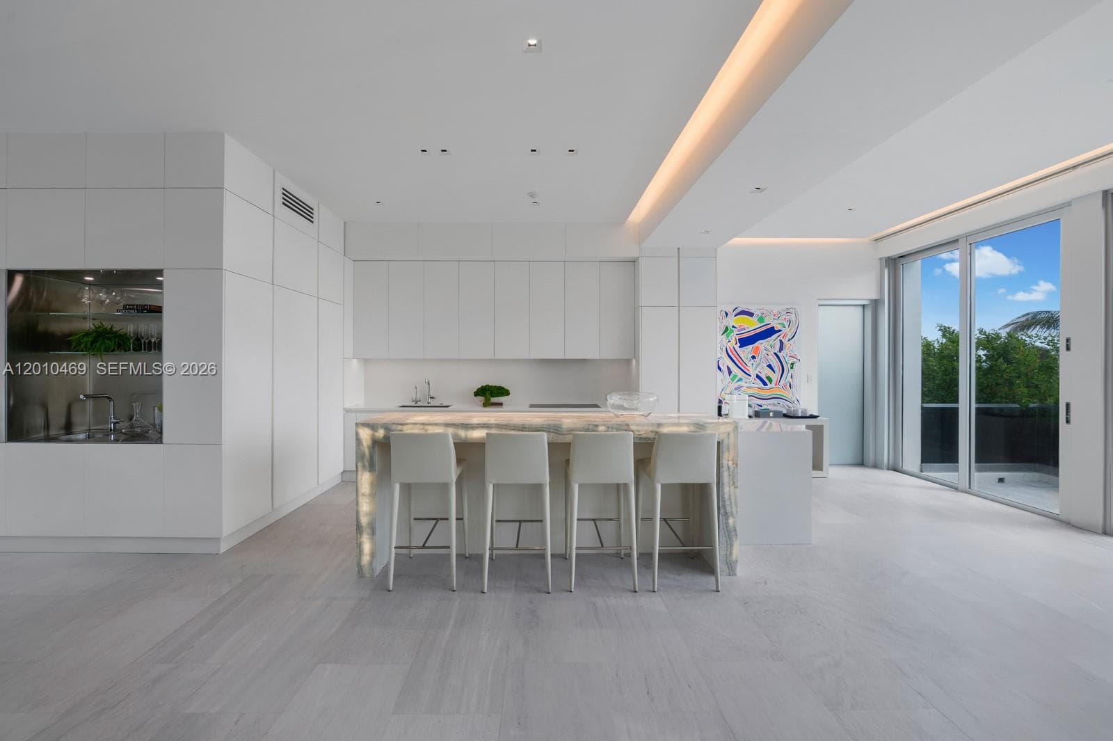 7815 Atlantic Way, Miami Beach FL 33141 — 7