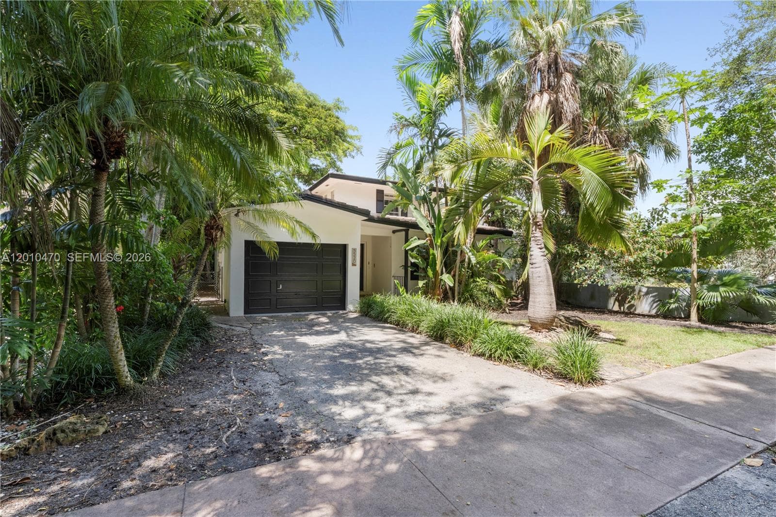 5520 San Vicente St, Coral Gables FL 33146 — 2