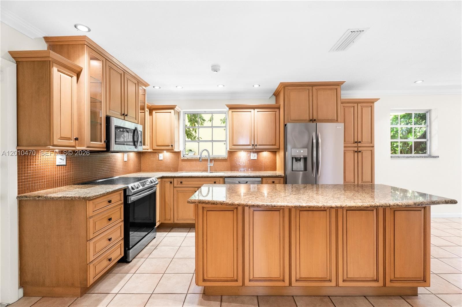 5520 San Vicente St, Coral Gables FL 33146 — 6