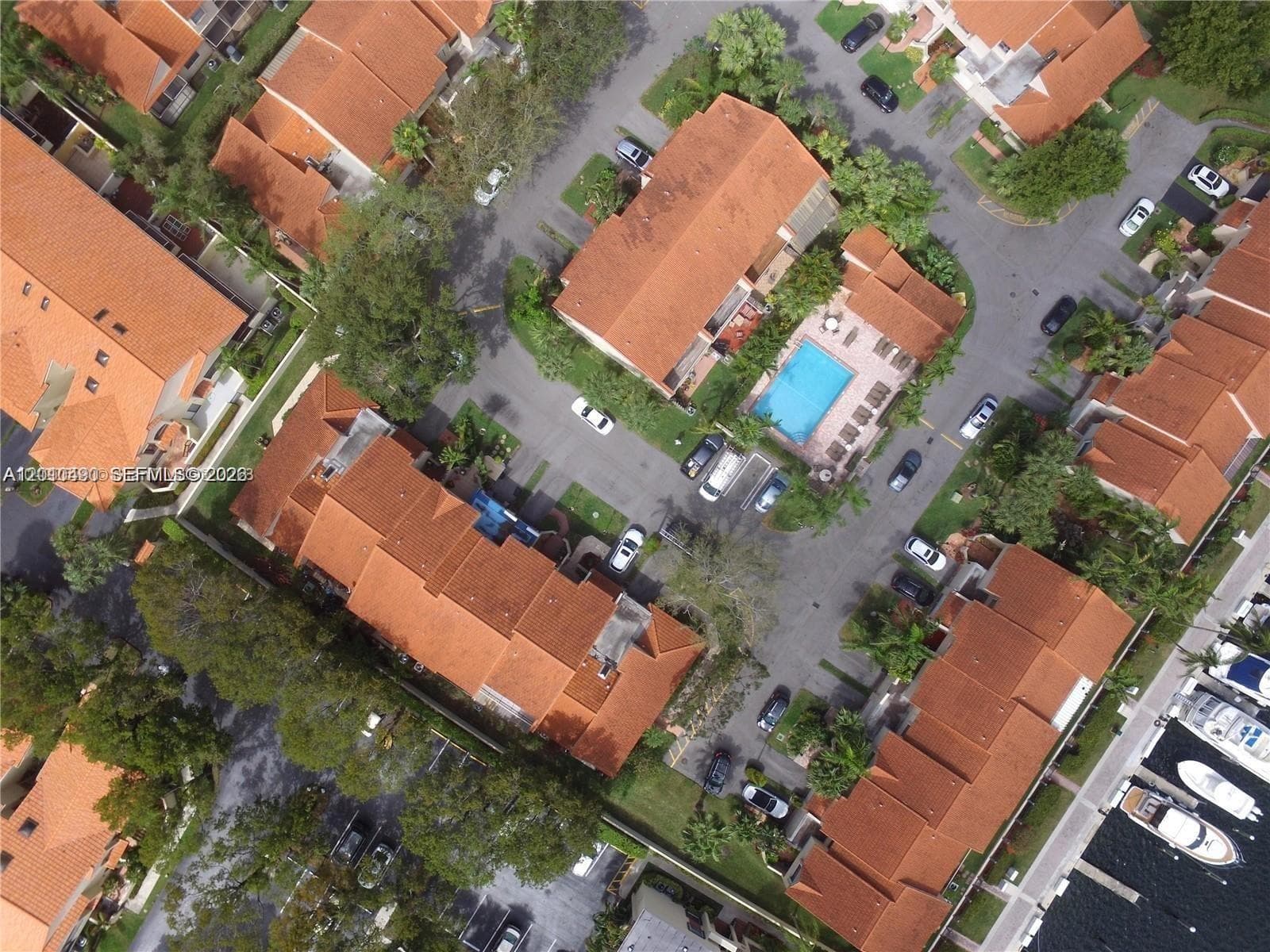 21120 Jib Ct # K12, Aventura FL 33180 — 9