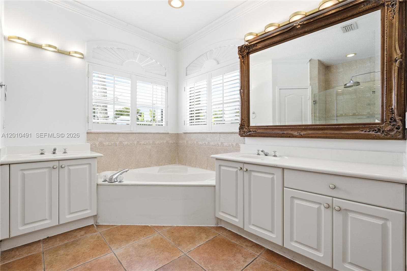 15203 SW 142nd Ave, Miami FL 33177 — 9