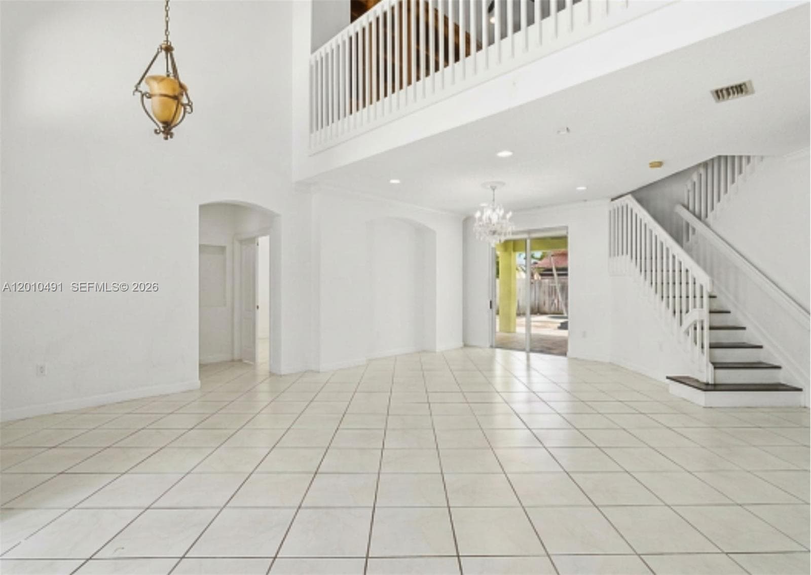15203 SW 142nd Ave, Miami FL 33177 — 14