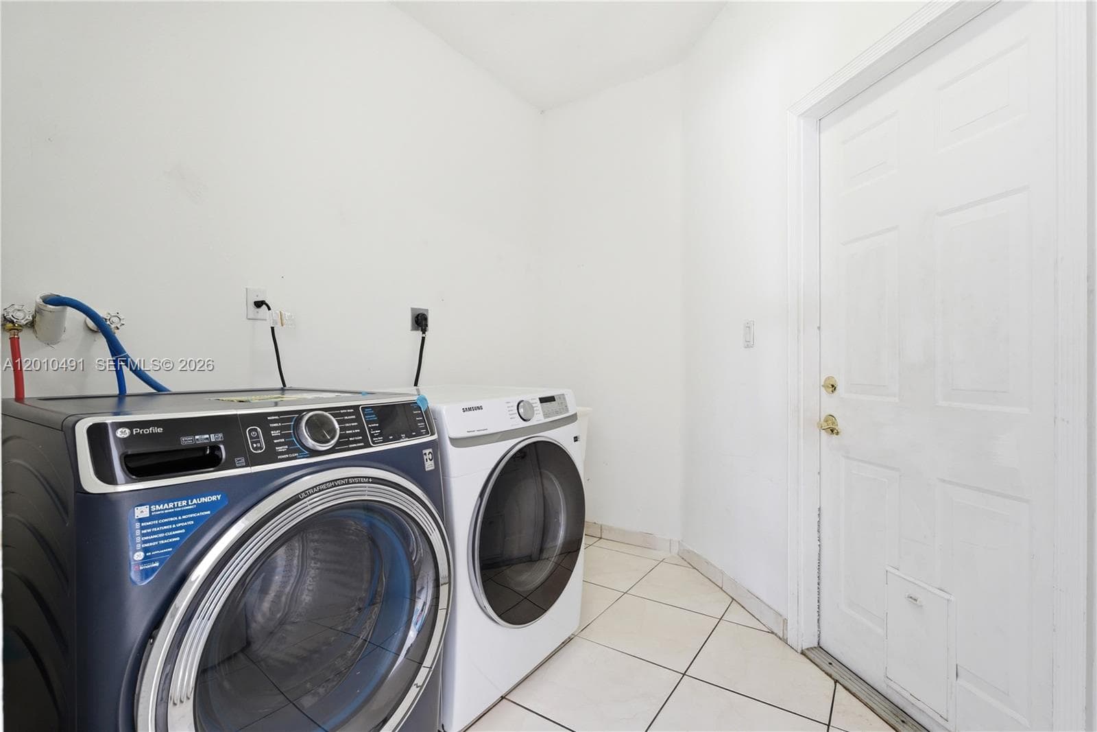 15203 SW 142nd Ave, Miami FL 33177 — 21