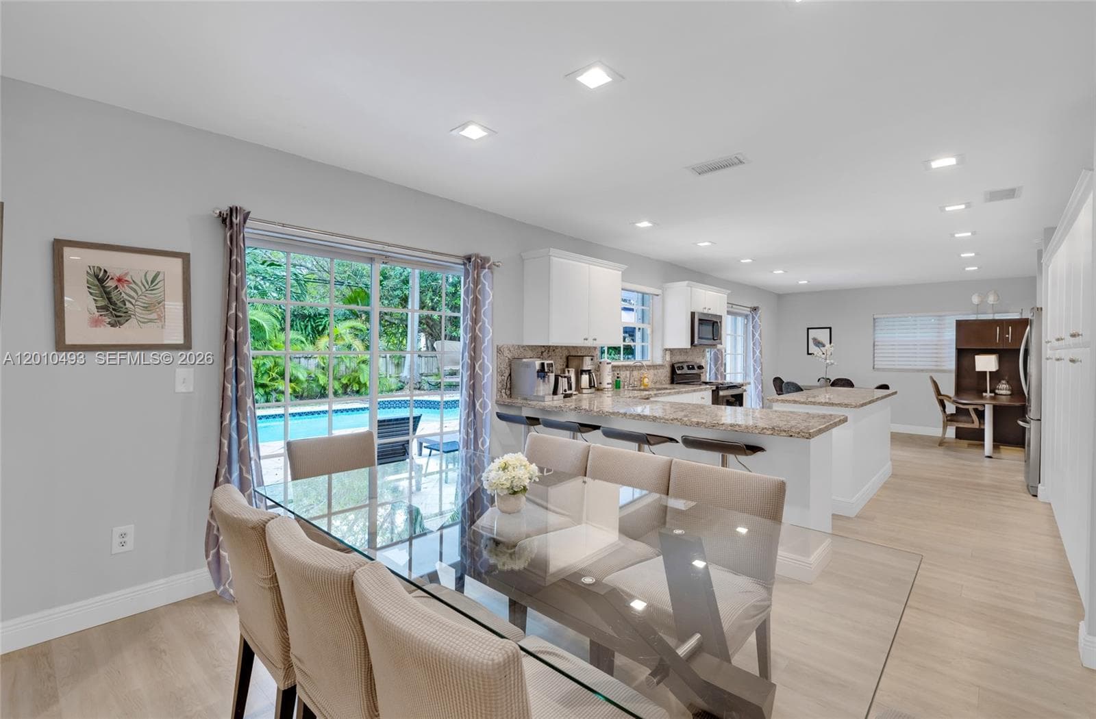 7711 Coquina Dr, North Bay Village FL 33141 — 19