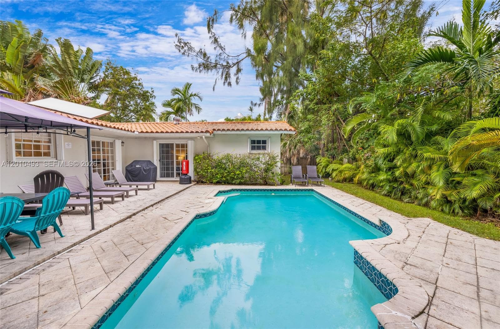7711 Coquina Dr, North Bay Village FL 33141 — 40