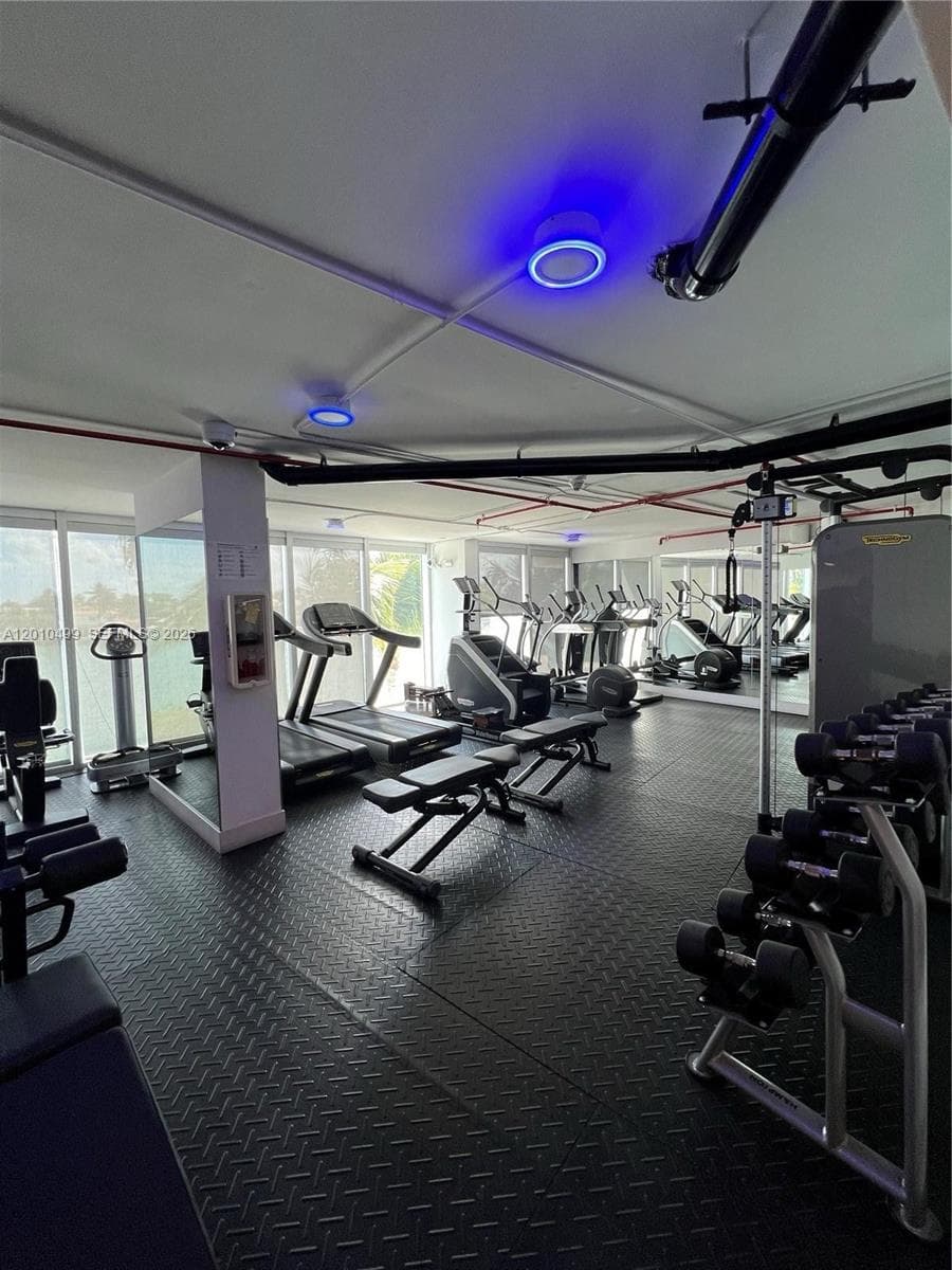 6700 Indian Creek Dr # 701, Miami Beach FL 33141 — 25