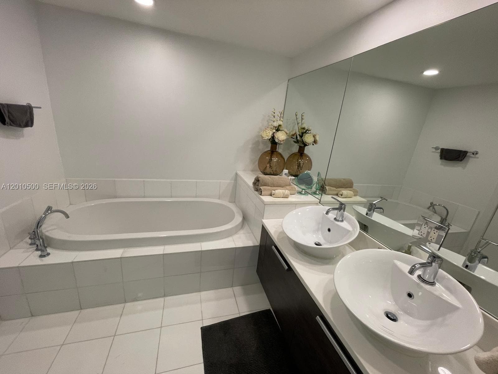 2950 NE 188th St # 448, Aventura FL 33180 — 12