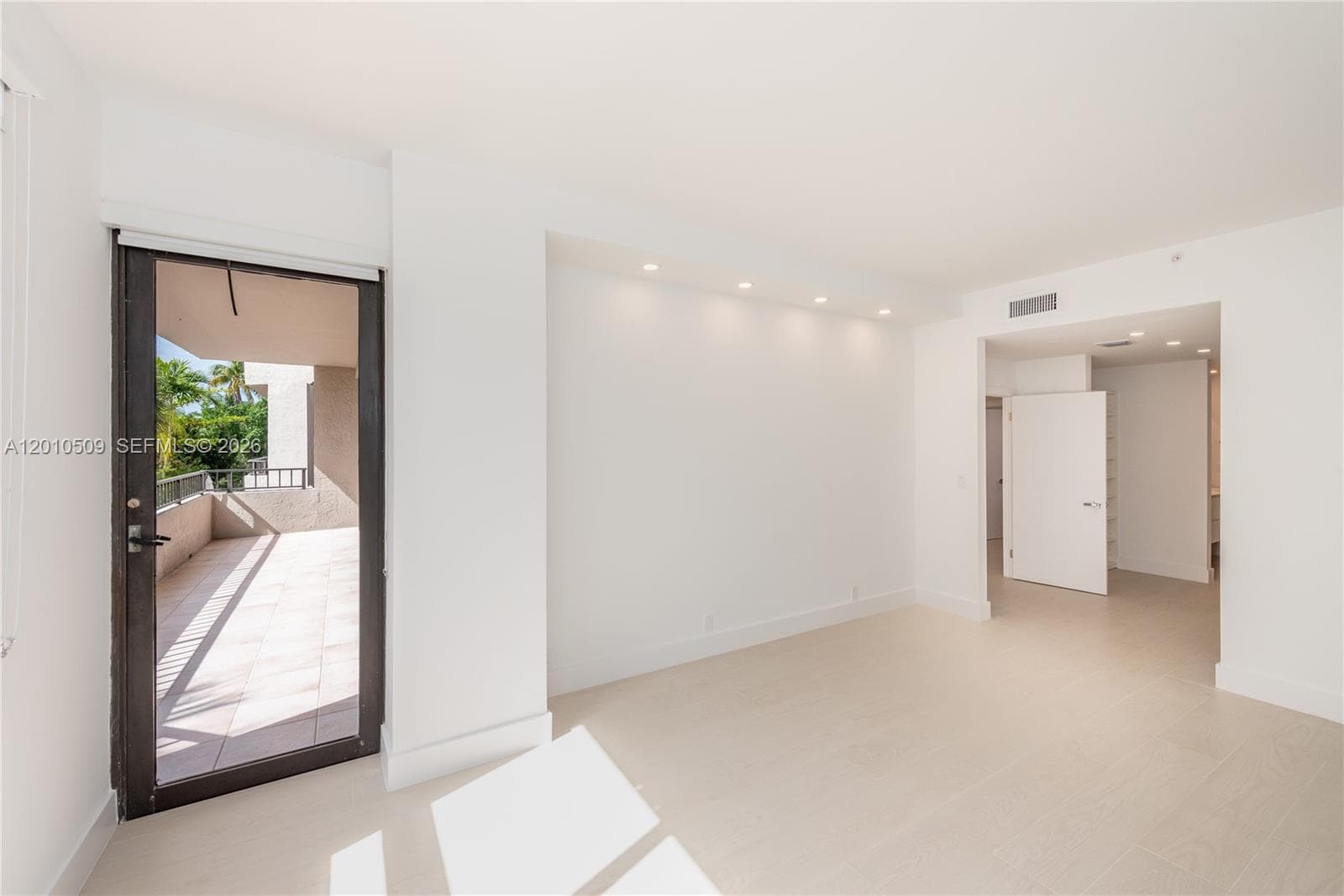 151 Crandon Blvd # 241, Key Biscayne FL 33149 — 12