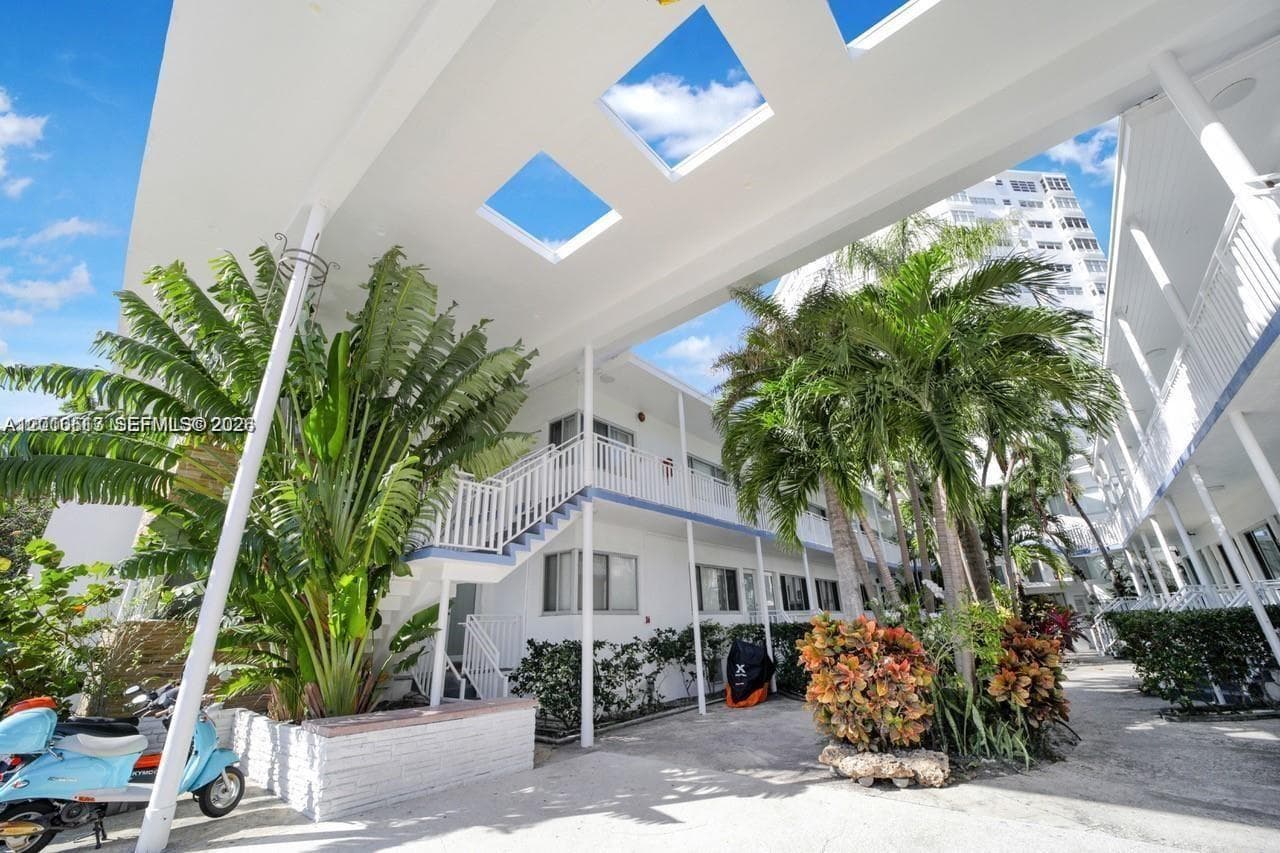 1840 James Ave # 13, Miami Beach FL 33139 — 2