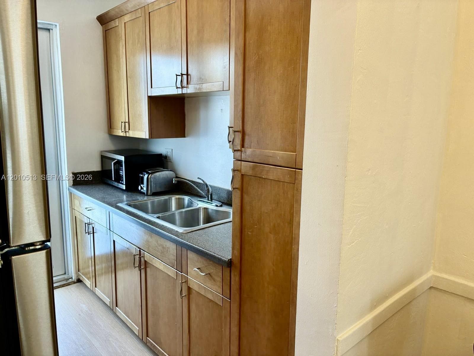 1840 James Ave # 13, Miami Beach FL 33139 — 11