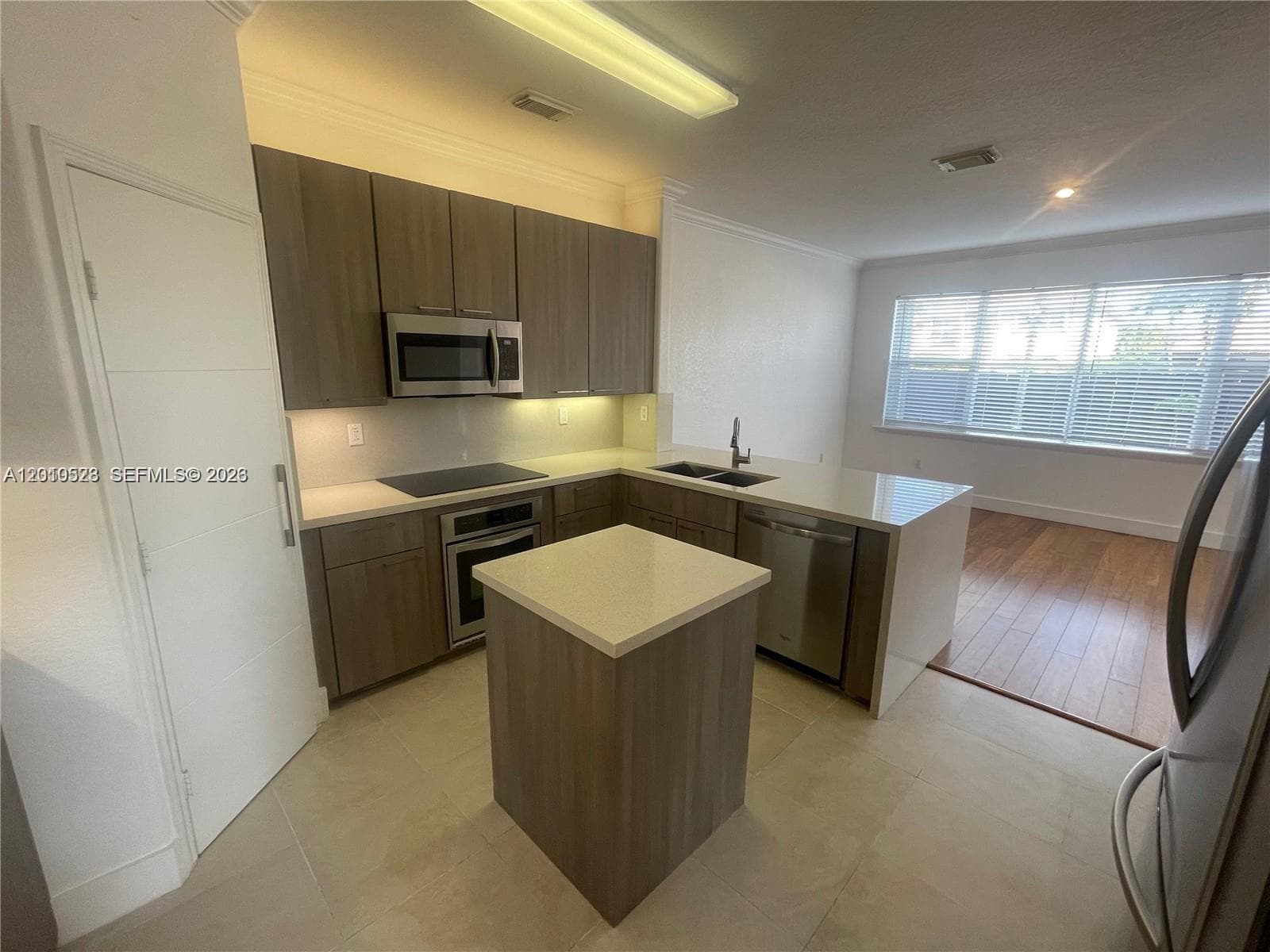 7931 NW 114th Ct, Doral FL 33178 — 11