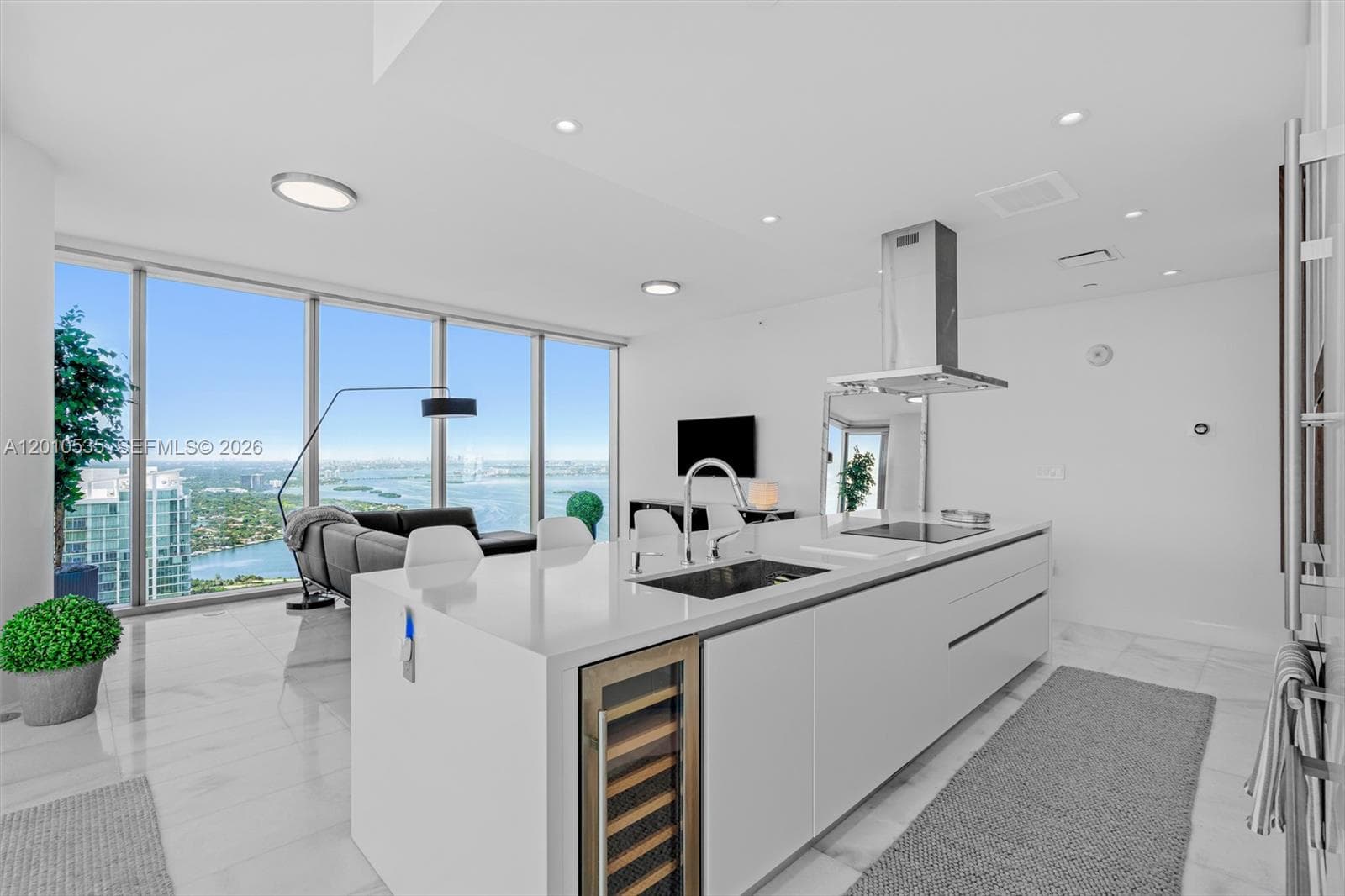 700 NE 26th Terrace # 5606, Miami FL 33137 — 3