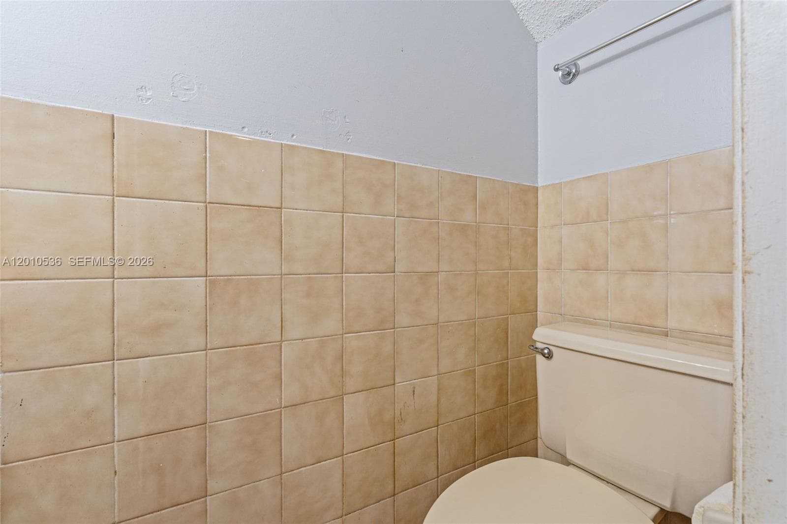 2331 W 66th Pl # 201, Hialeah FL 33016 — 26
