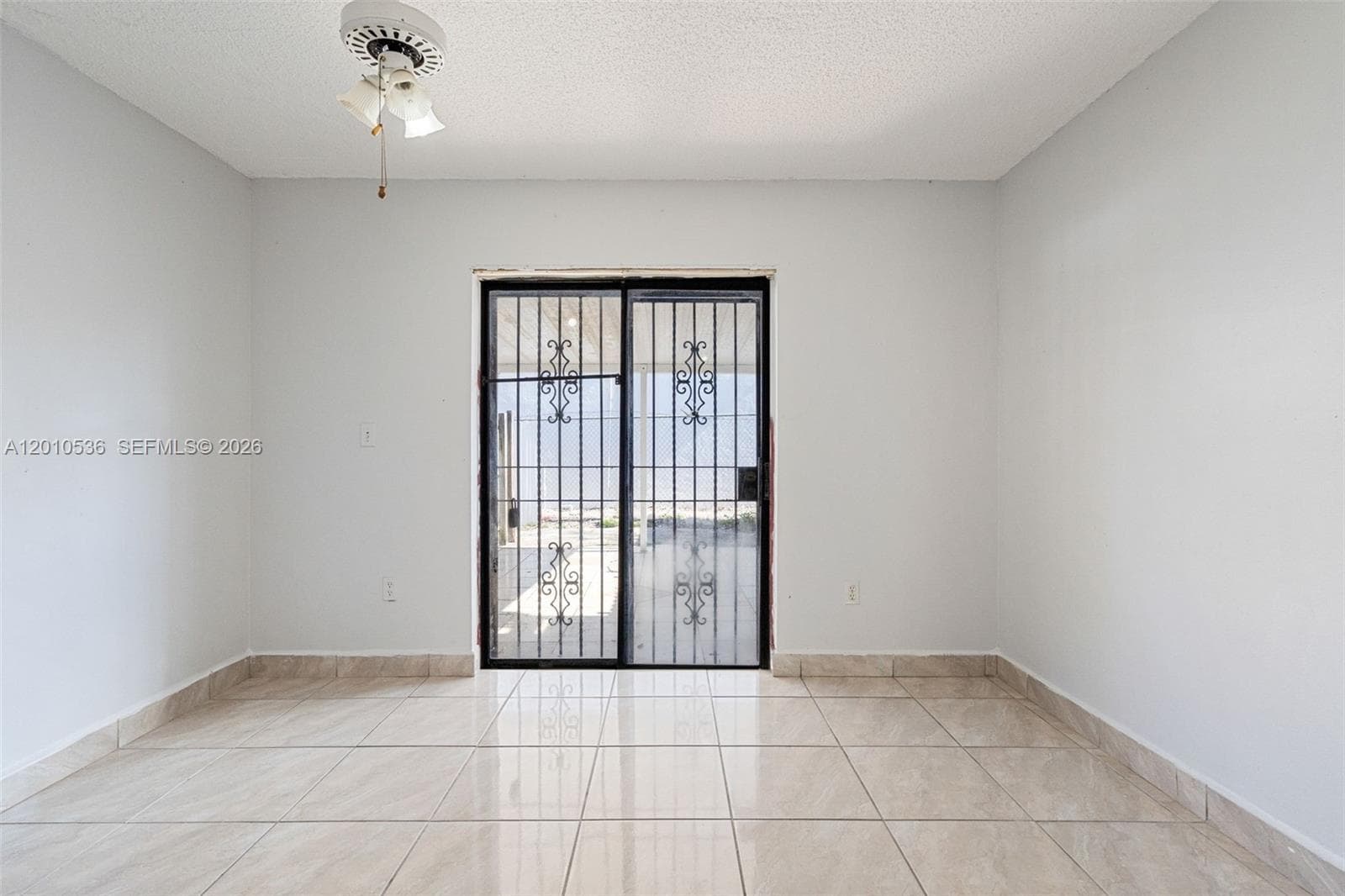2331 W 66th Pl # 201, Hialeah FL 33016 — 14