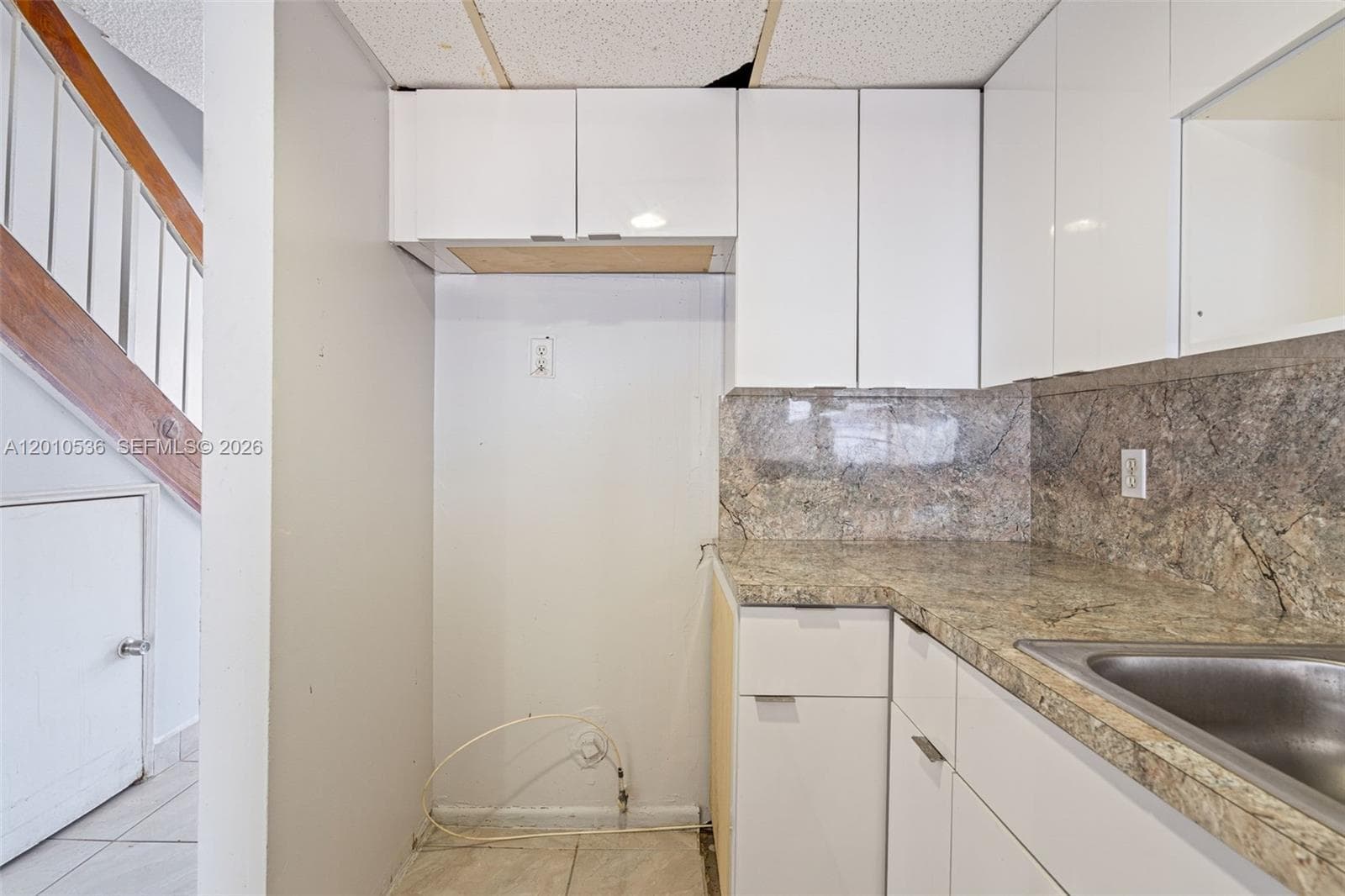 2331 W 66th Pl # 201, Hialeah FL 33016 — 11