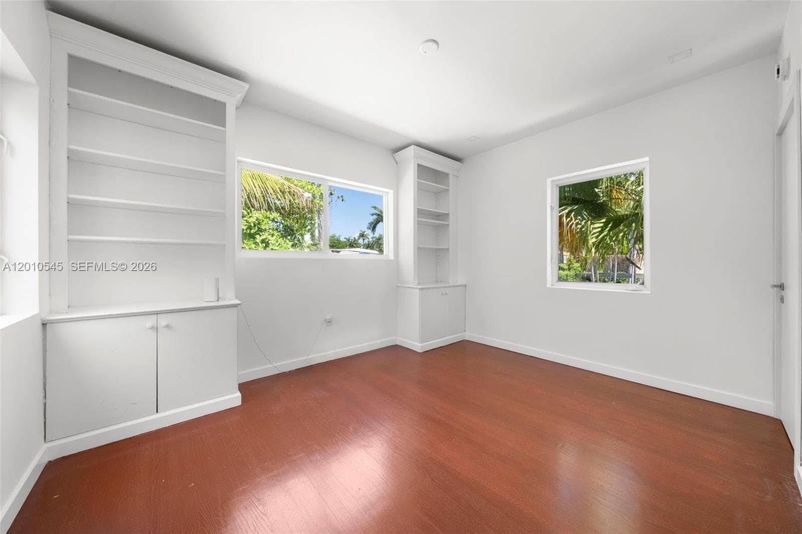 5824 Alton Rd, Miami Beach FL 33140 — 16