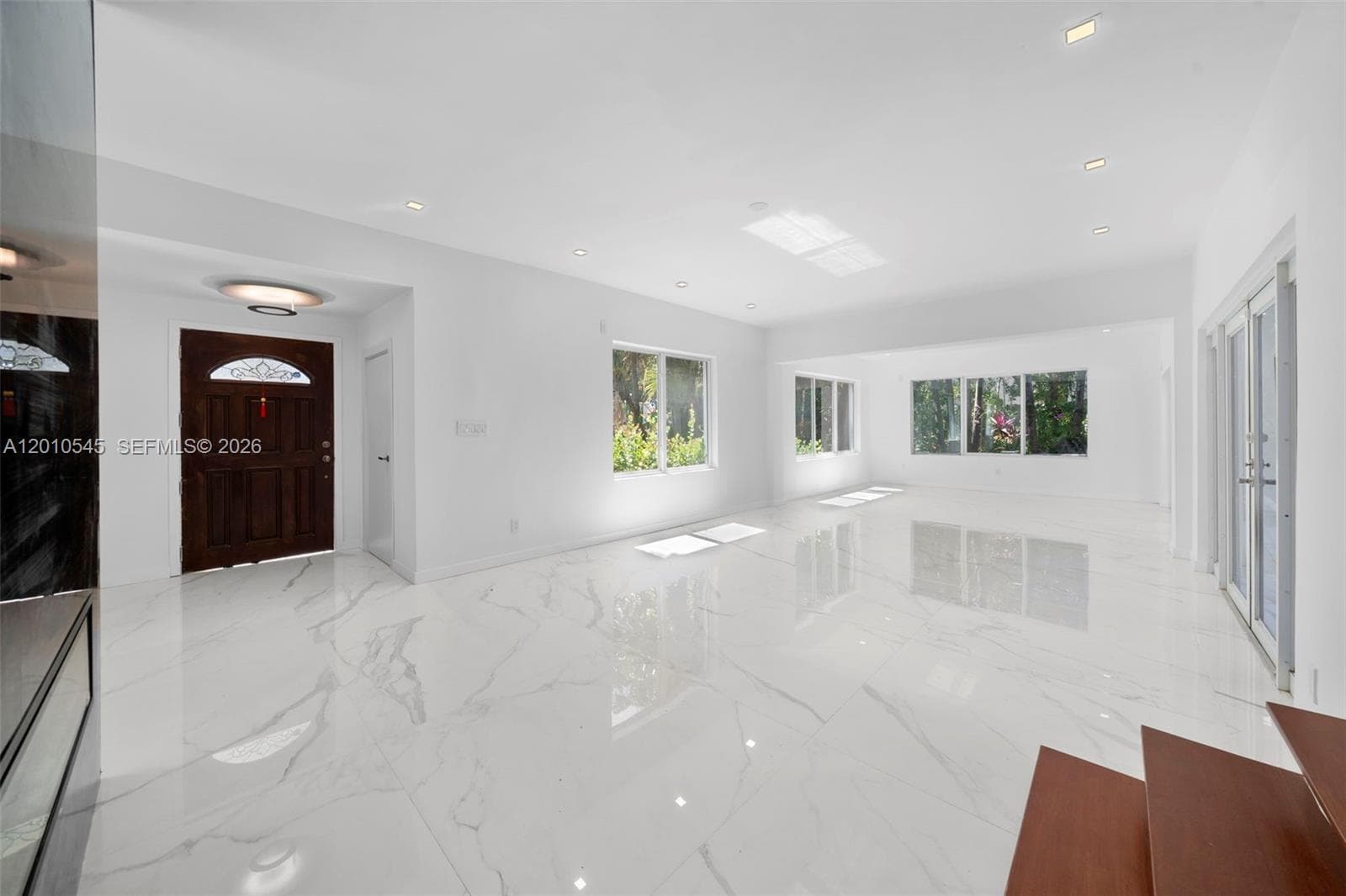 5824 Alton Rd, Miami Beach FL 33140 — 26