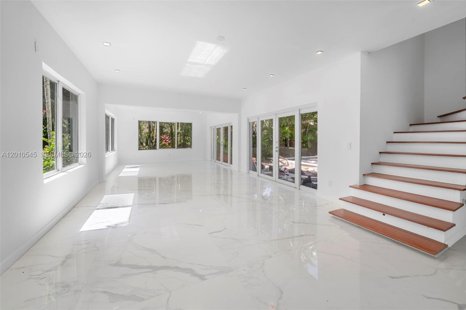 5824 Alton Rd, Miami Beach FL 33140 — 3