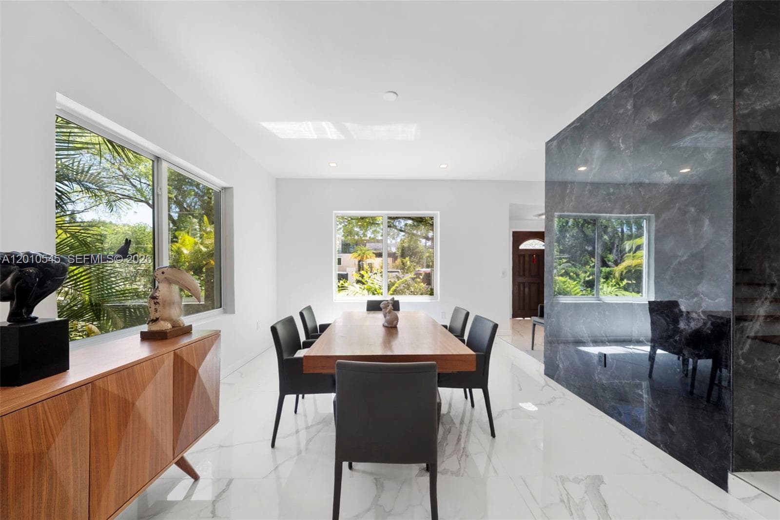5824 Alton Rd, Miami Beach FL 33140 — 5