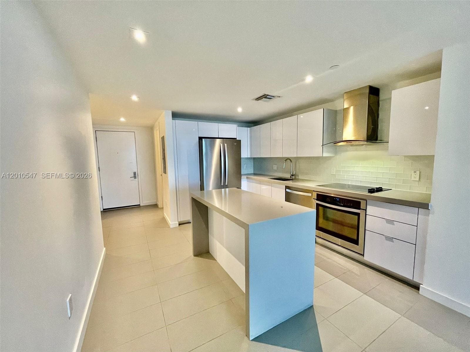 1600 NE 1st Ave # 3312, Miami FL 33132 — 17