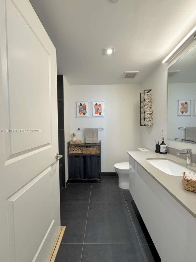 1600 NE 1st Ave # 3312, Miami FL 33132 — 12