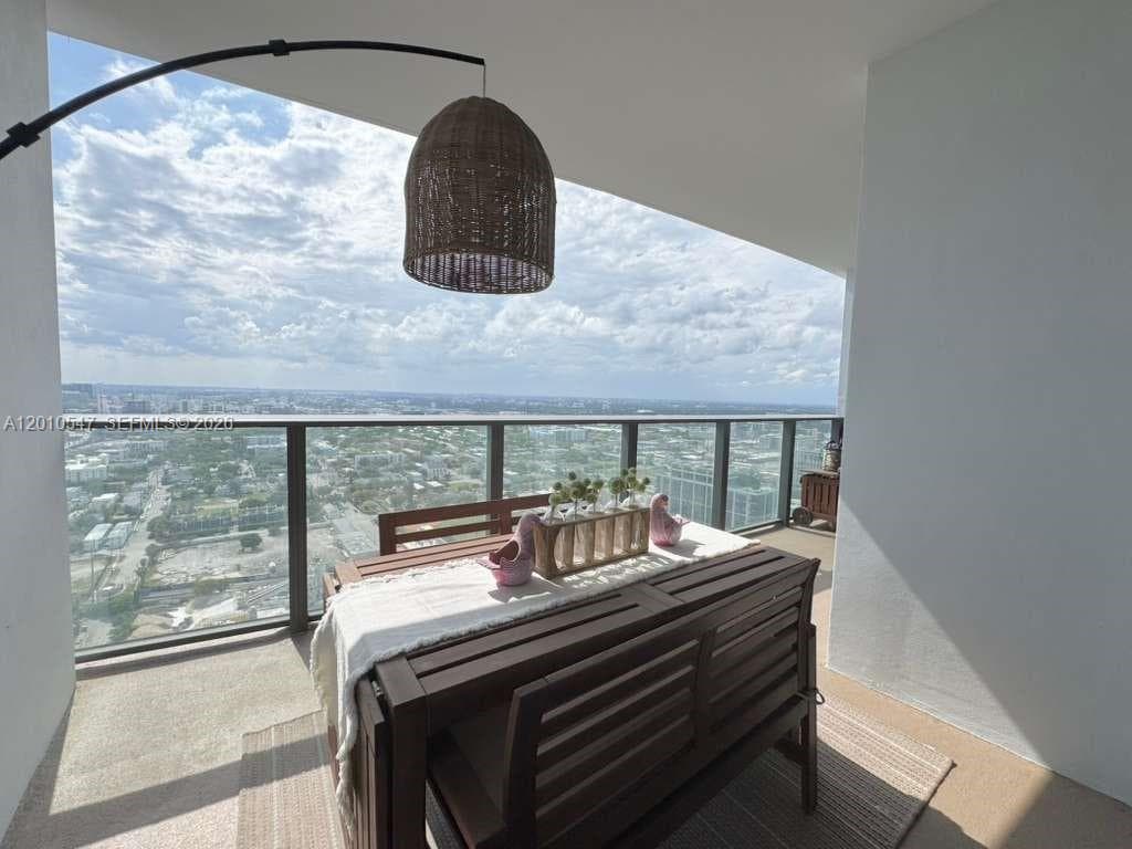 1600 NE 1st Ave # 3312, Miami FL 33132 — 20