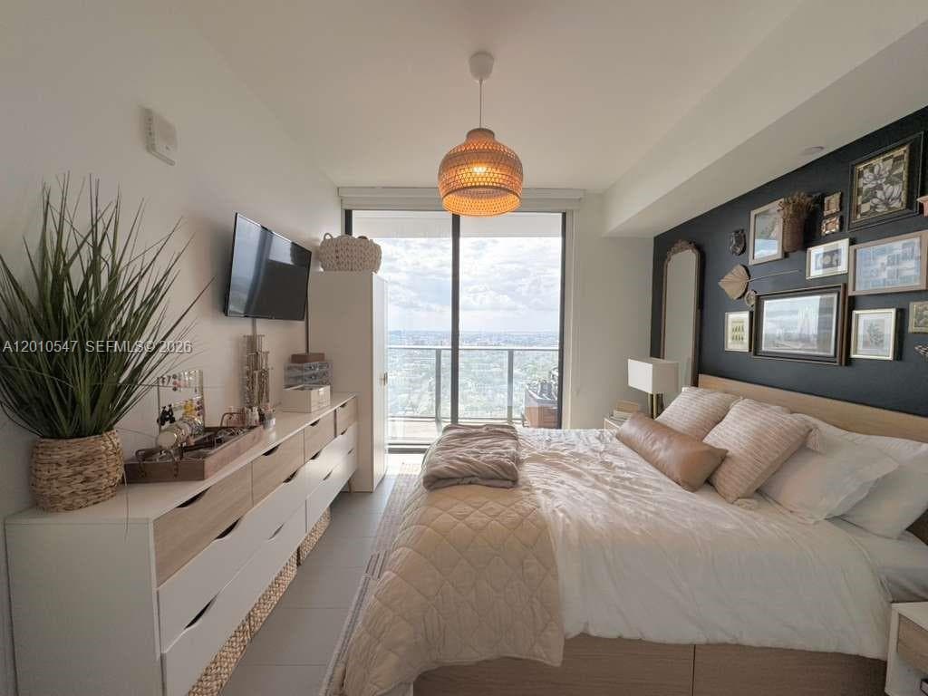 1600 NE 1st Ave # 3312, Miami FL 33132 — 10