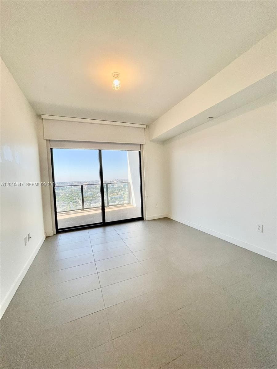 1600 NE 1st Ave # 3312, Miami FL 33132 — 19