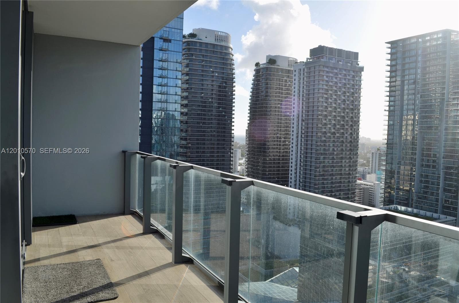 68 SE 6th St # 2708, Miami FL 33131 — 6
