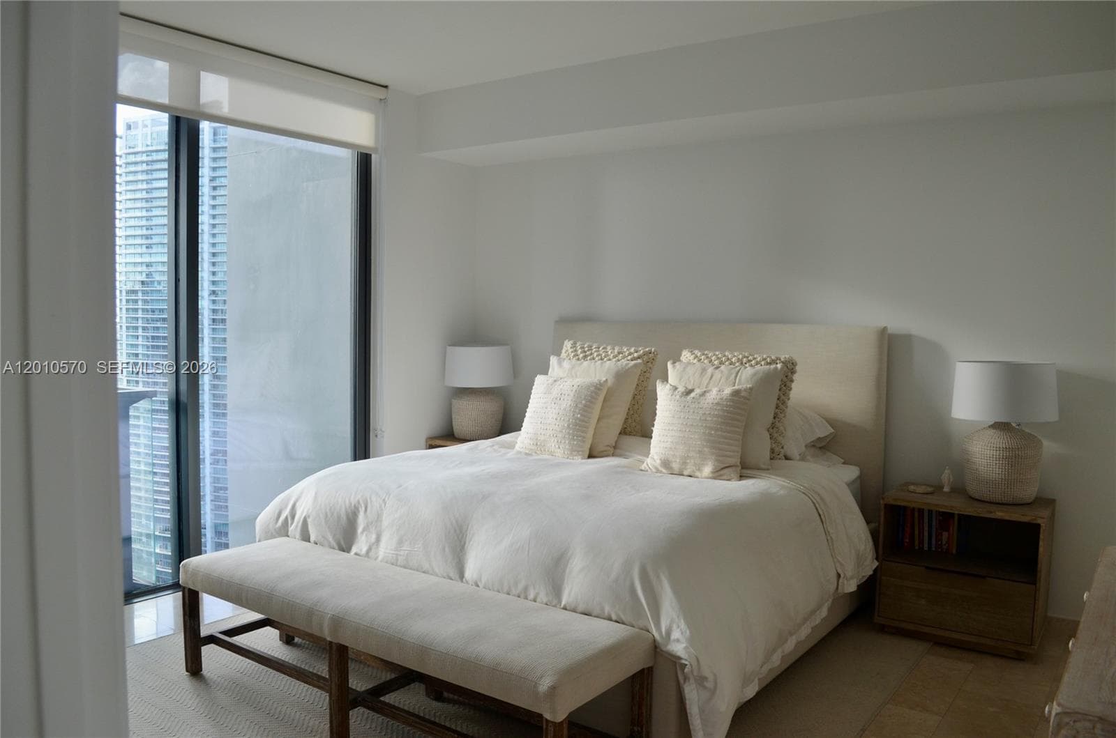 68 SE 6th St # 2708, Miami FL 33131 — 15