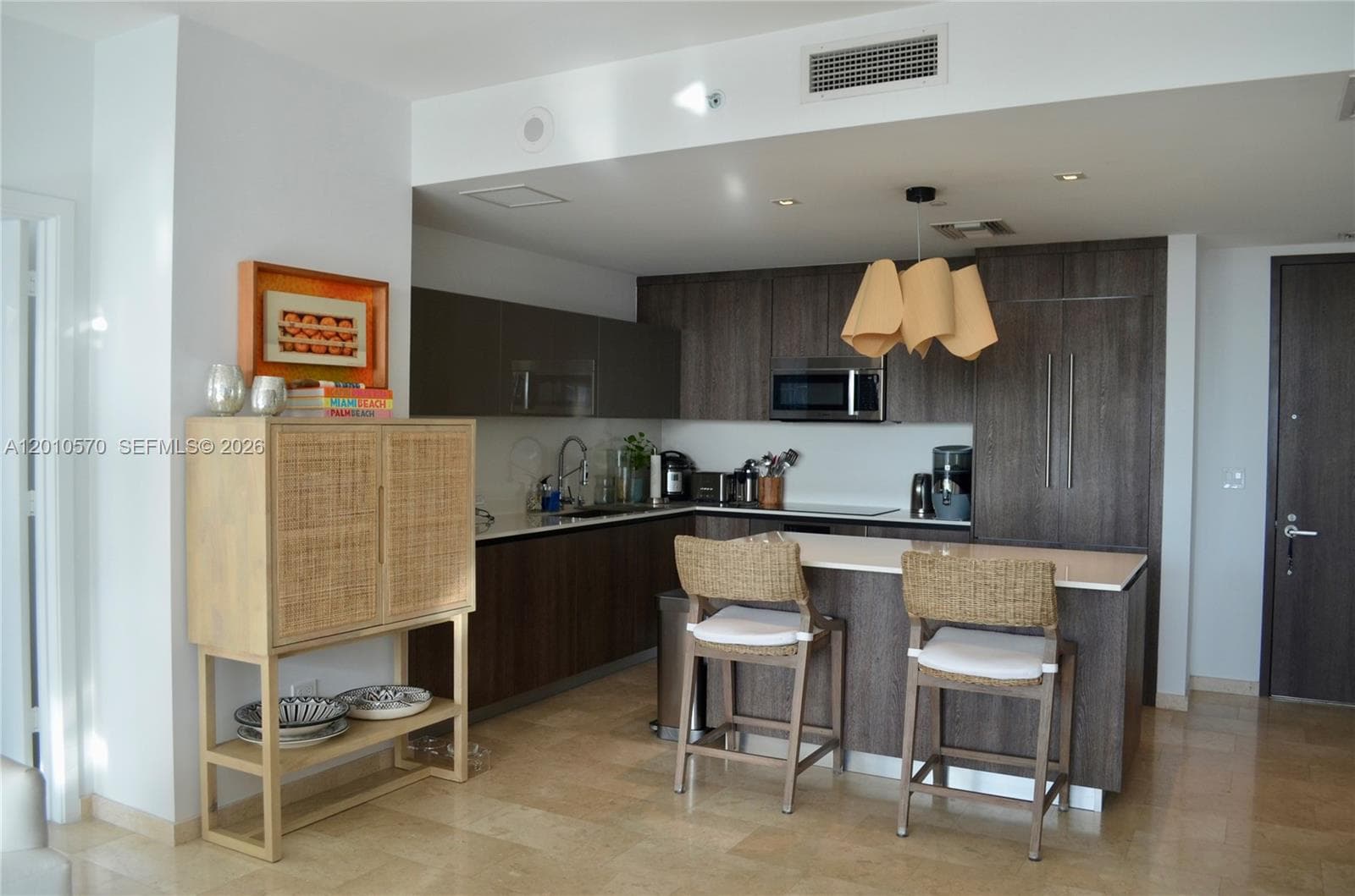 68 SE 6th St # 2708, Miami FL 33131 — 8