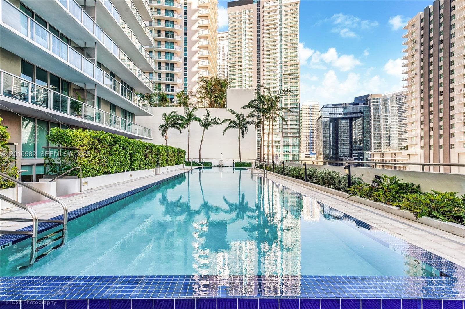 79 SW 12th St, Miami FL 33130 — 24