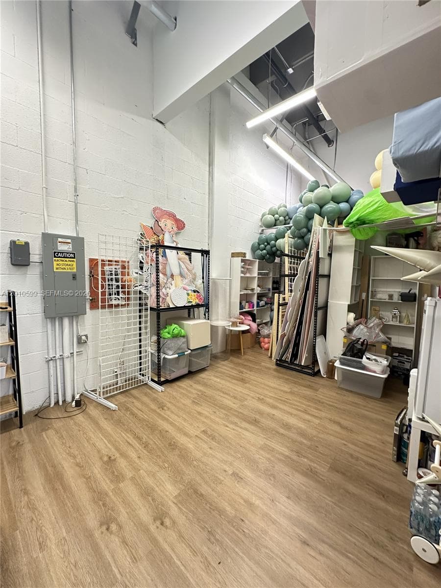10890 NW 17th St # 121, Sweetwater FL 33172 — 17