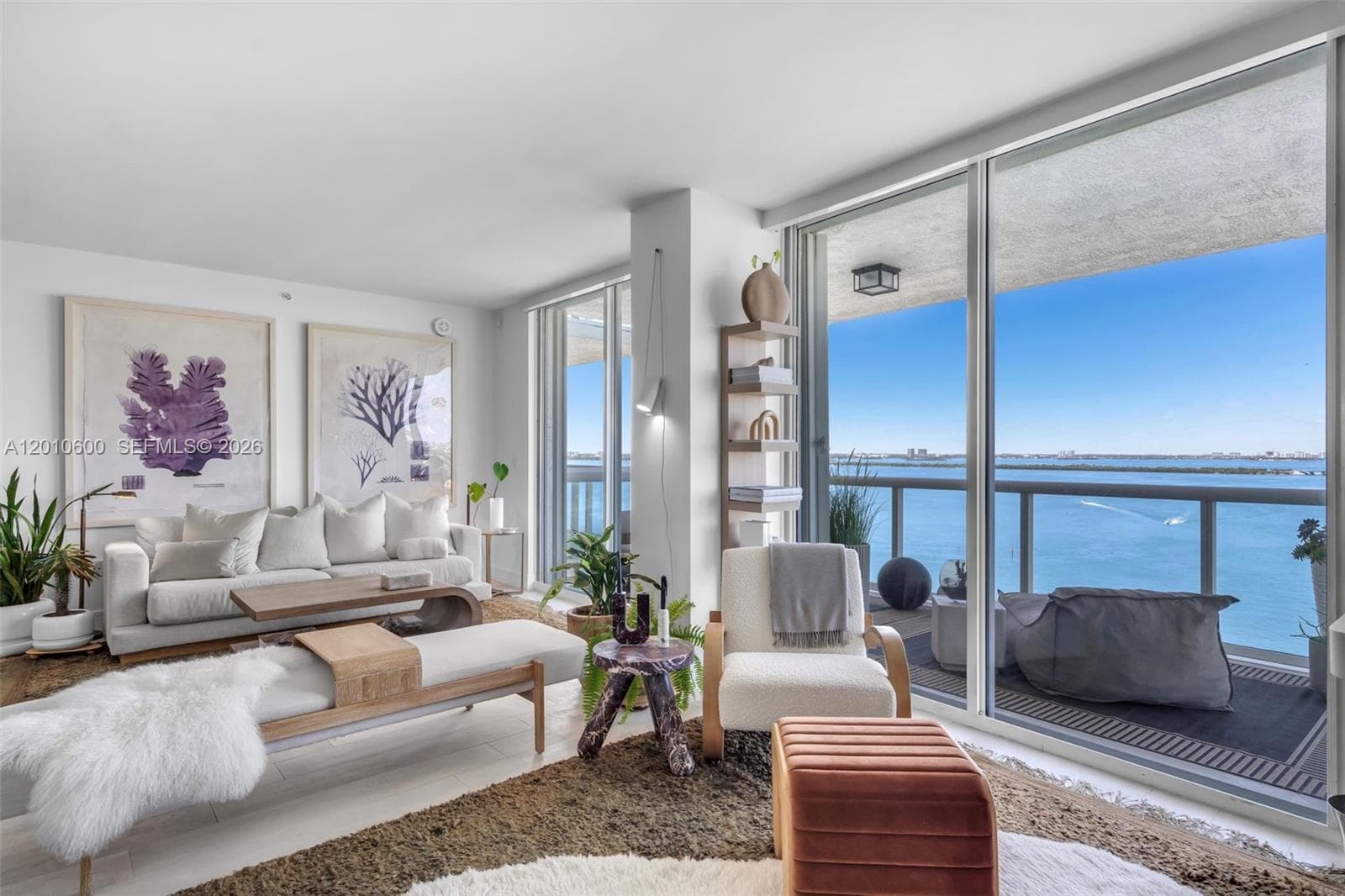10 Venetian Way # 1803, Miami Beach FL 33139 — 2