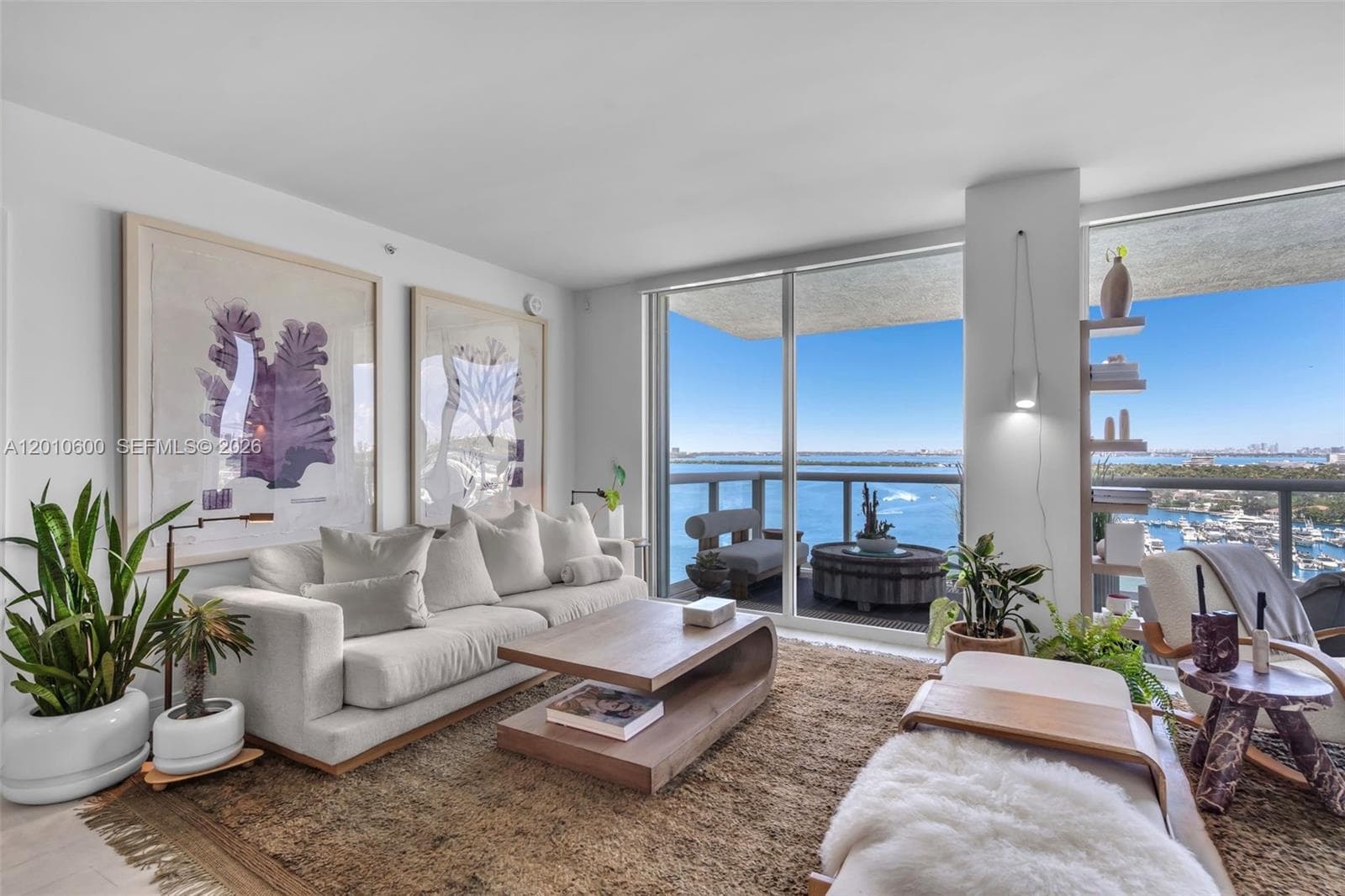 10 Venetian Way # 1803, Miami Beach FL 33139 — 3